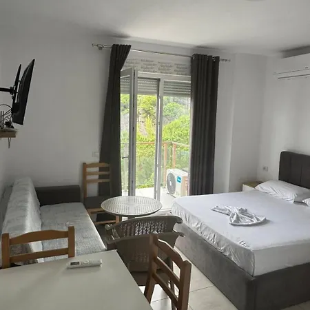 Apartmán Banesa Me Qera 15,36 Rana Hedhun Lezhë