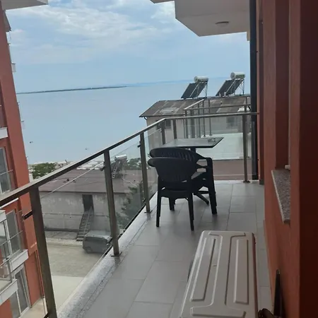 Apartmán Banesa Me Qera 15,36 Rana Hedhun Lezhë